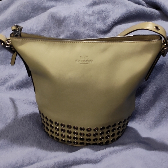 Beautiful COACH BLEEKER MINI BAG (Bucket Bag)